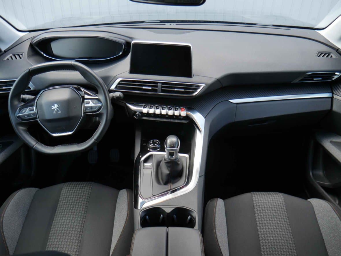 2020 Peugeot 3008 - 8