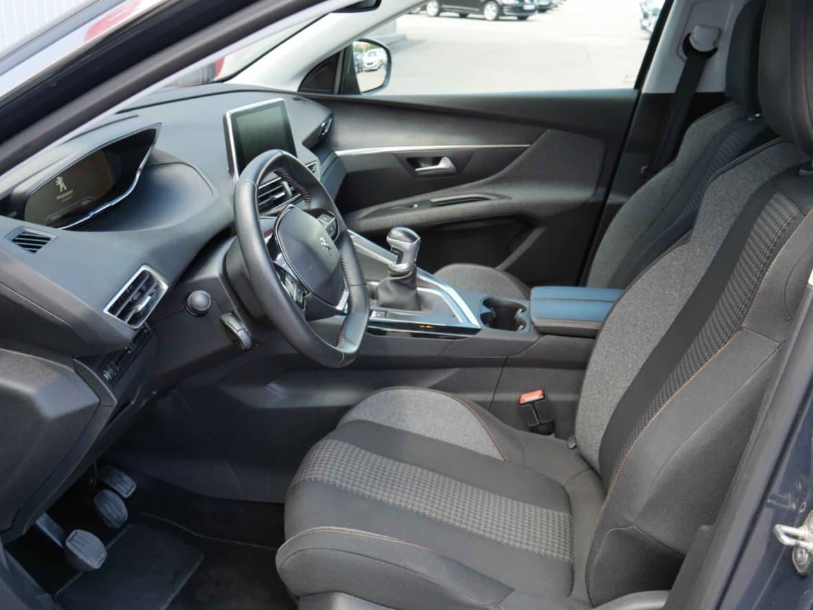 2020 Peugeot 3008 - 9