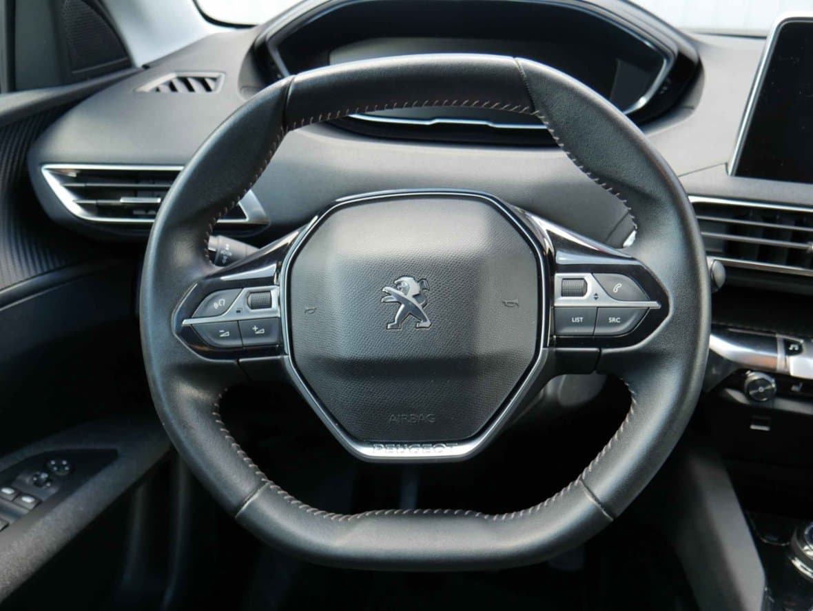 2020 Peugeot 3008 - 13