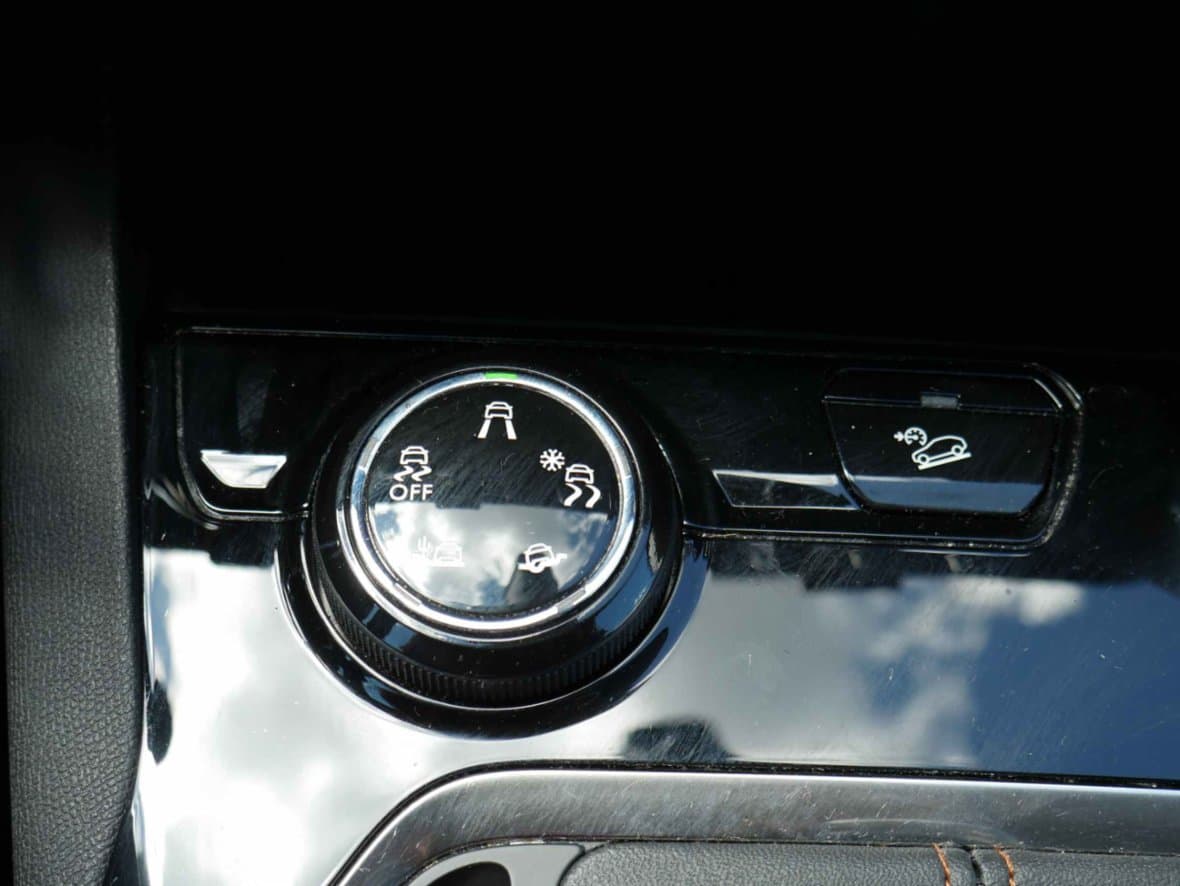 2020 Peugeot 3008 - 19