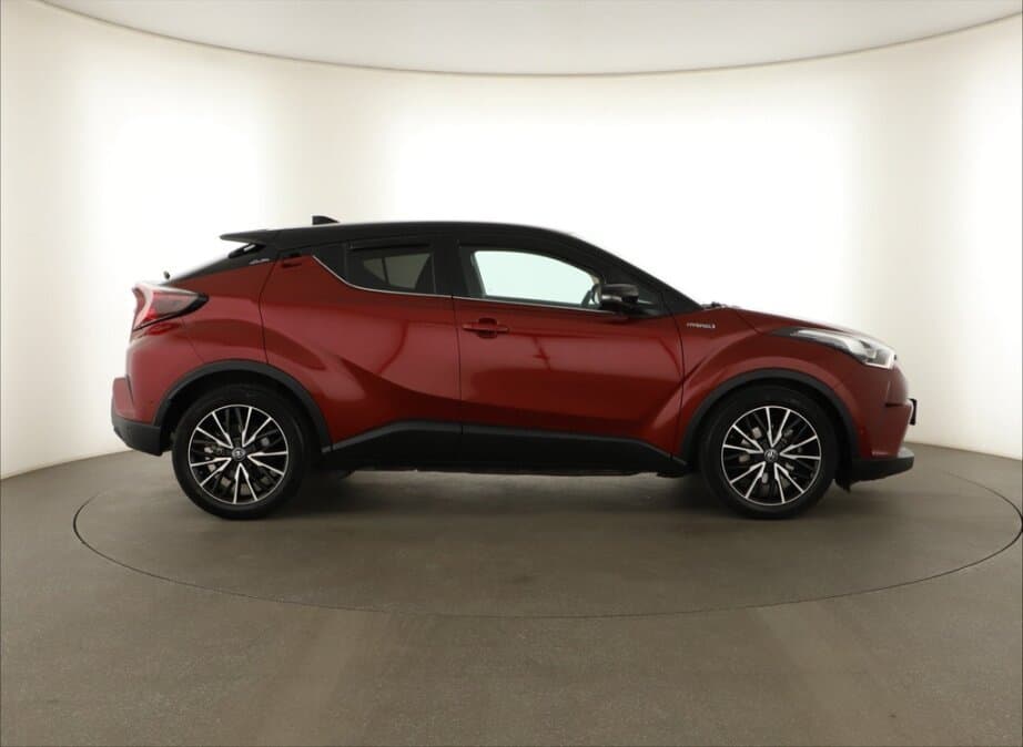 2019 Toyota C-HR - 8