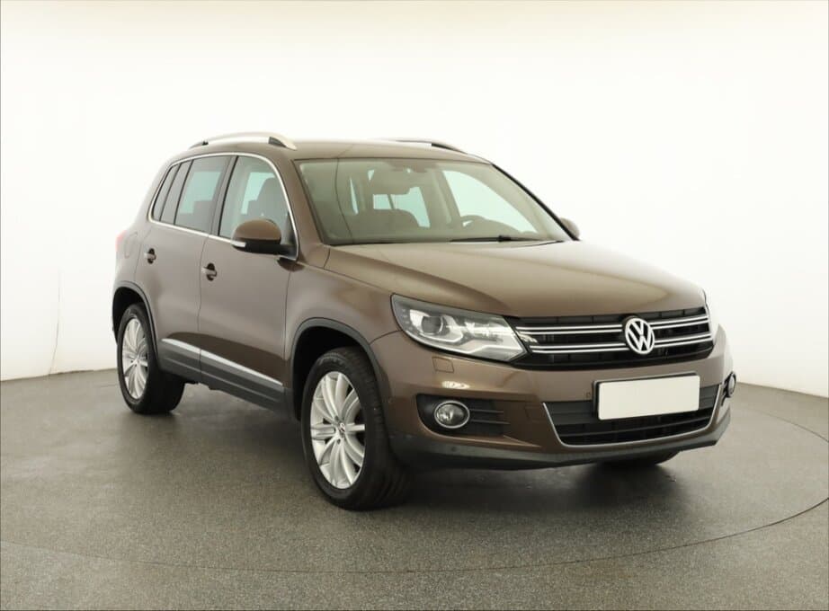 2011 Volkswagen TIGUAN