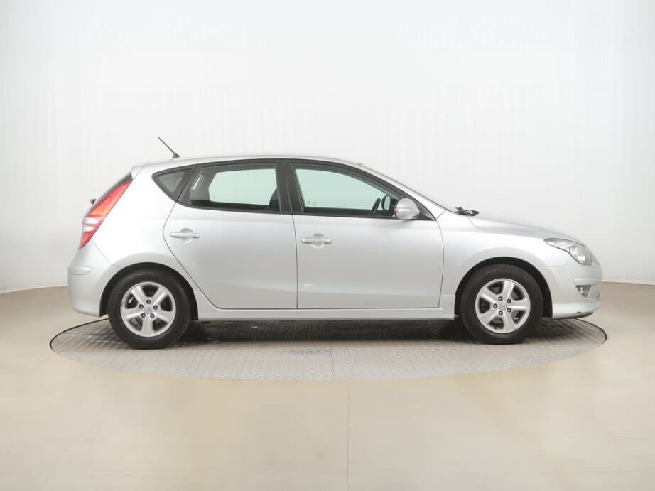 2011 Hyundai i30 - 8