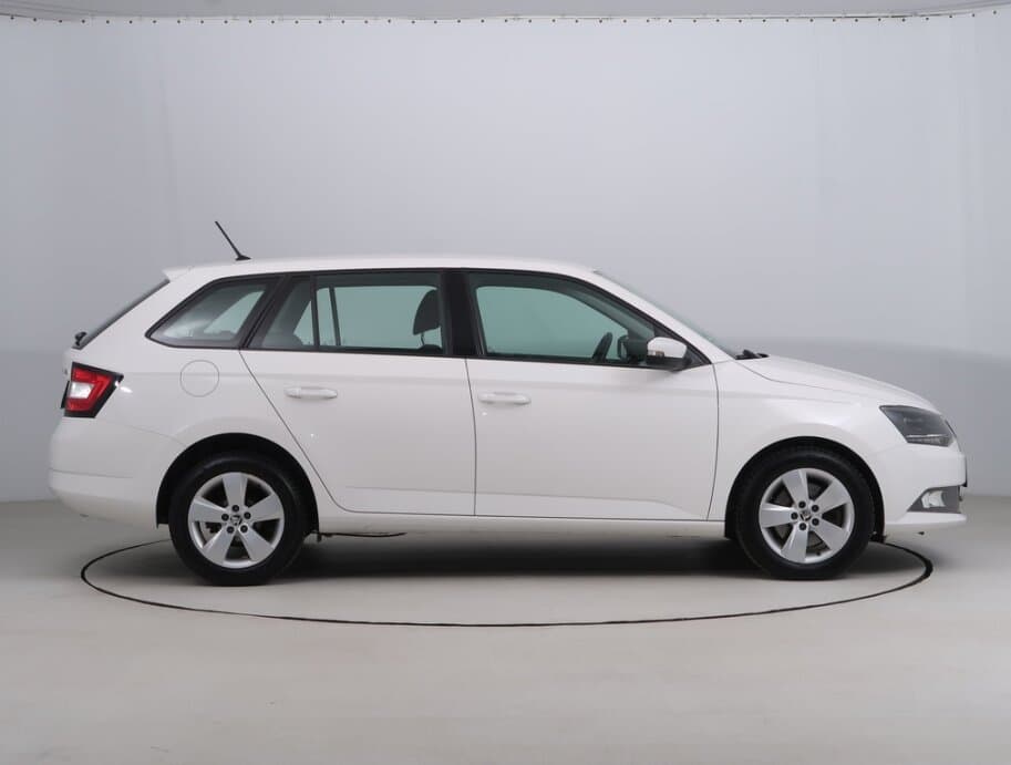 2017 Škoda FABIA - 8
