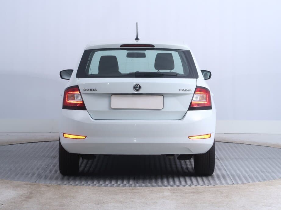2019 Škoda FABIA - 6