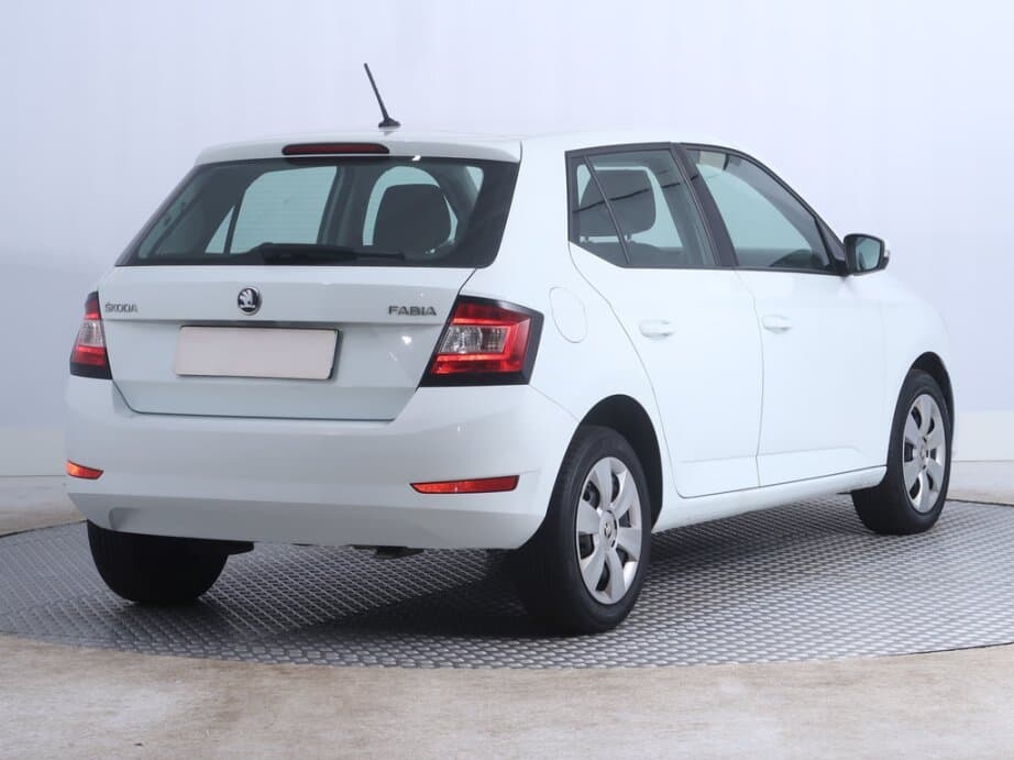 2019 Škoda FABIA - 7