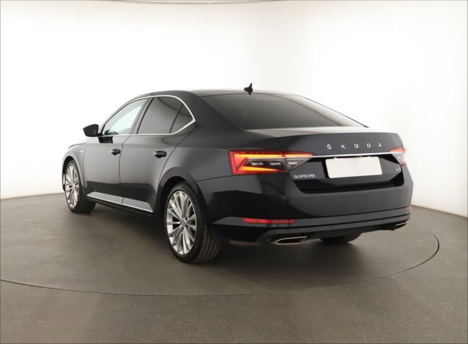 2019 Škoda SUPERB - 5