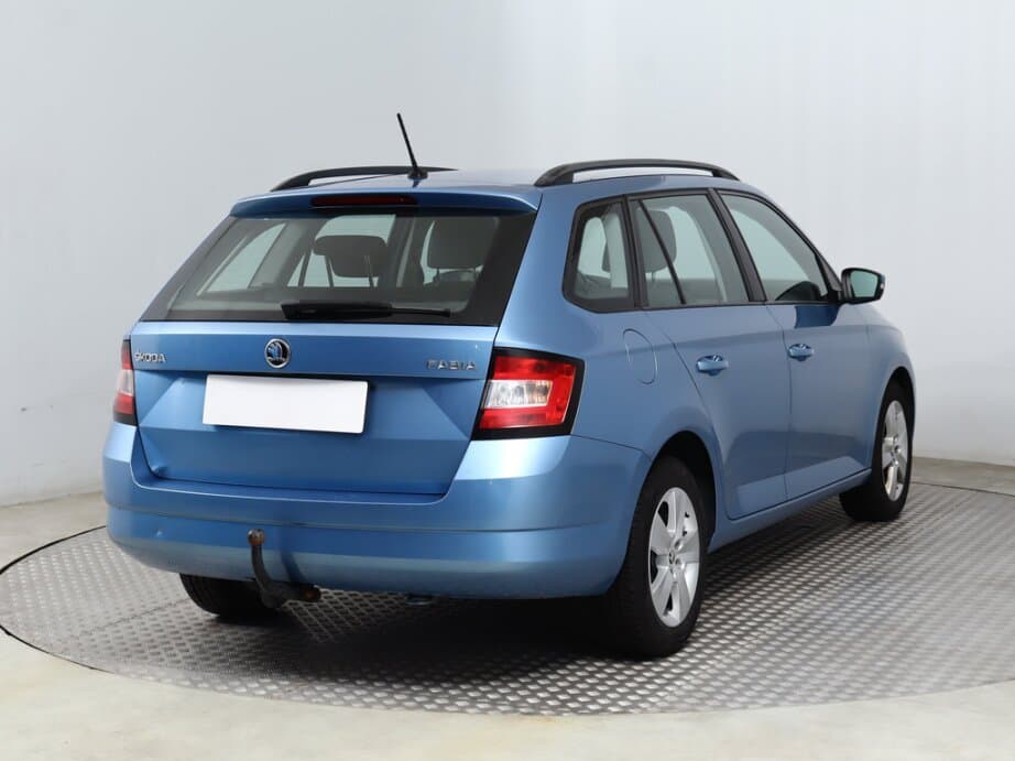 2016 Škoda FABIA - 7