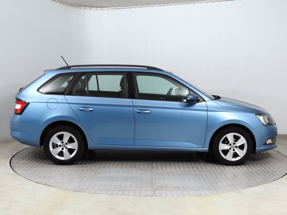 2016 Škoda FABIA - 8