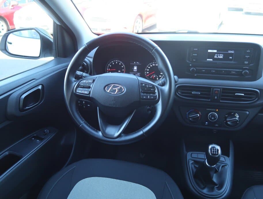 2021 Hyundai i10 - 9
