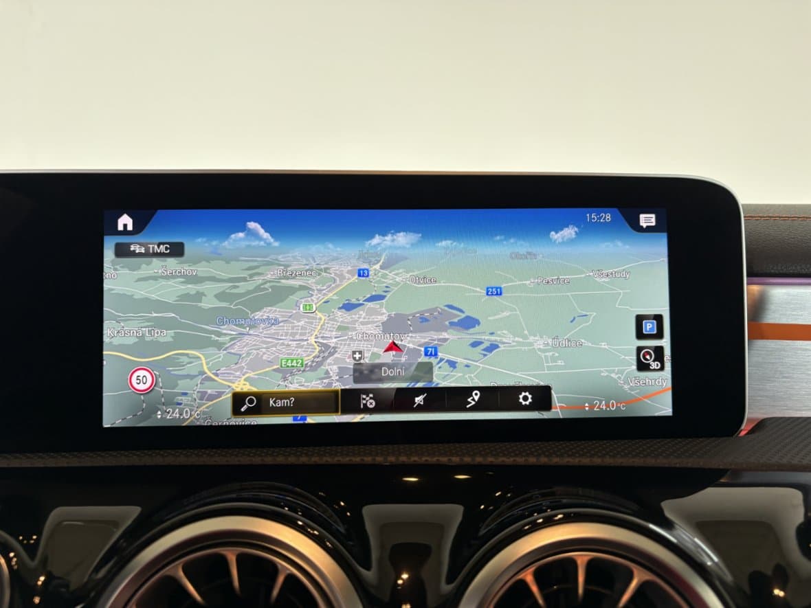 2020 Mercedes-Benz CLA - 11
