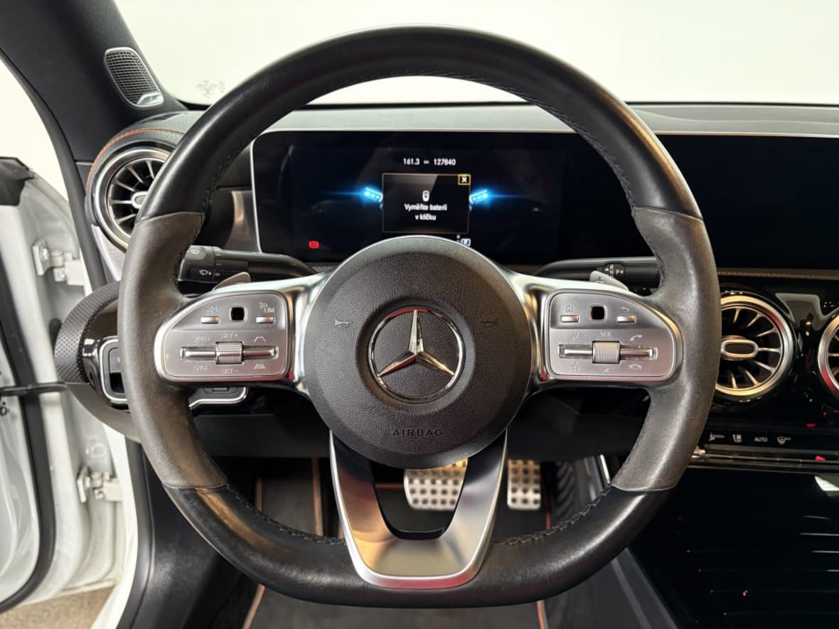 2020 Mercedes-Benz CLA - 17