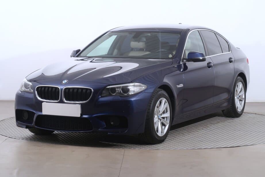 2015 BMW 5-SERIES - 3