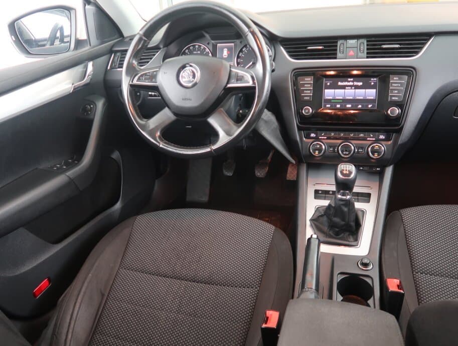 2014 Škoda OCTAVIA - 9