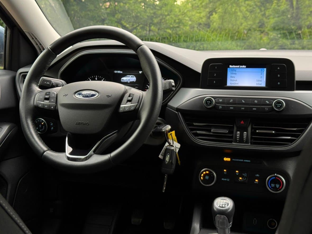 2020 Ford FOCUS - 12