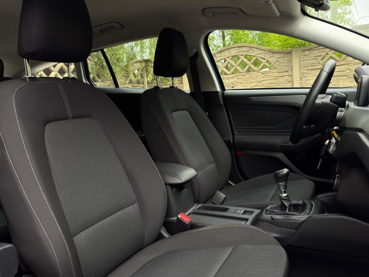 2020 Ford FOCUS - 19