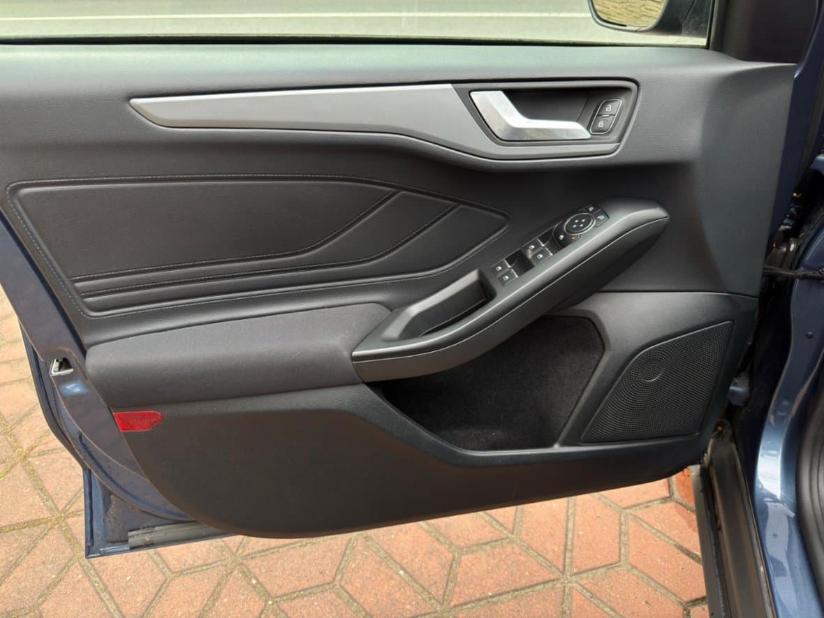 2020 Ford FOCUS - 20