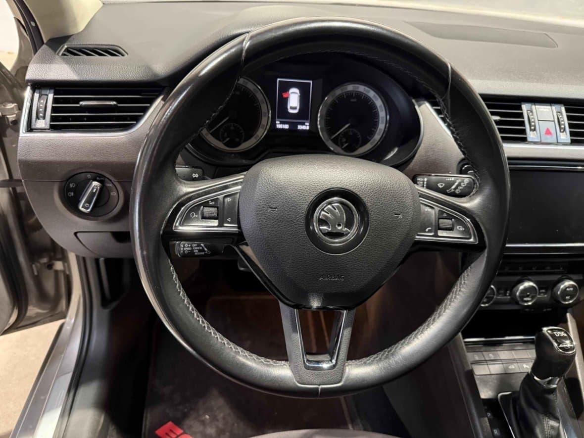 2016 Škoda OCTAVIA - 17