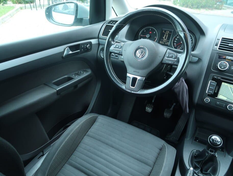 2014 Volkswagen TOURAN - 9