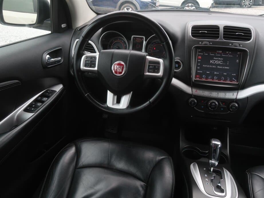 2013 Fiat FREEMONT - 9