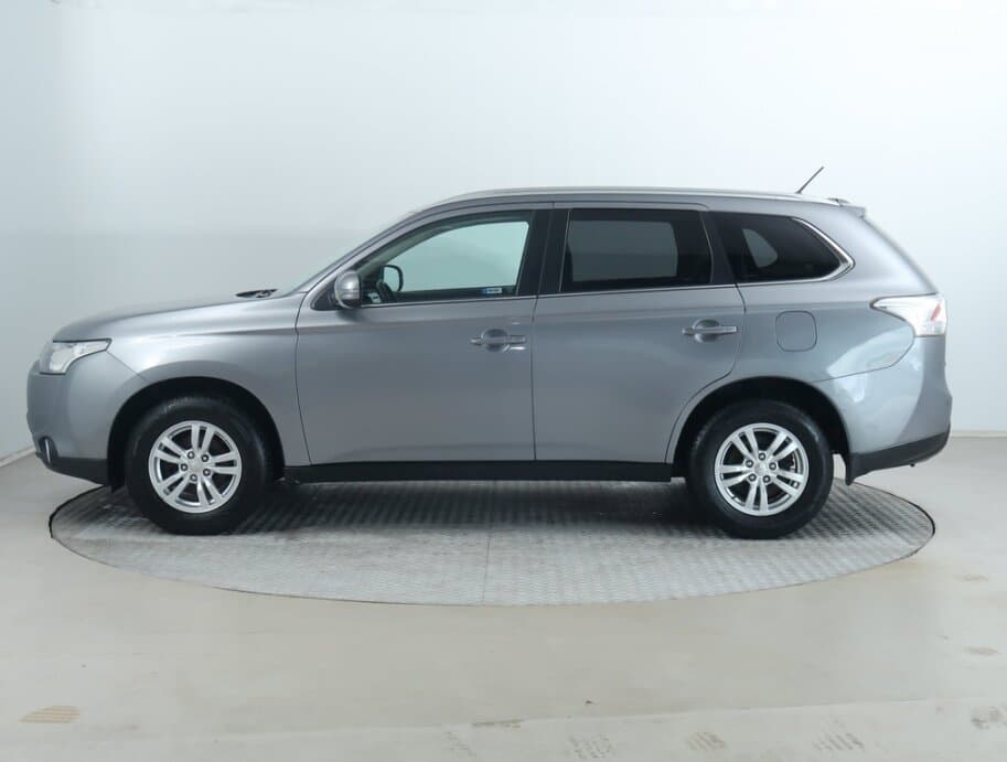 2015 Mitsubishi OUTLANDER - 4
