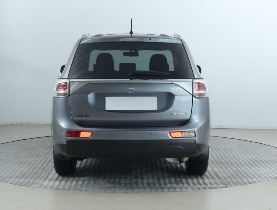 2015 Mitsubishi OUTLANDER - 6