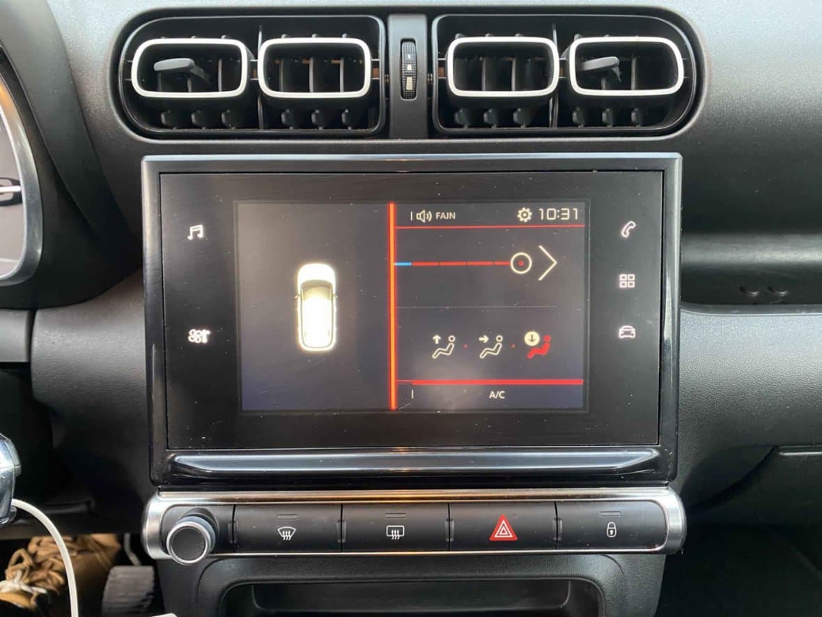 2017 Citroen C3 - 17