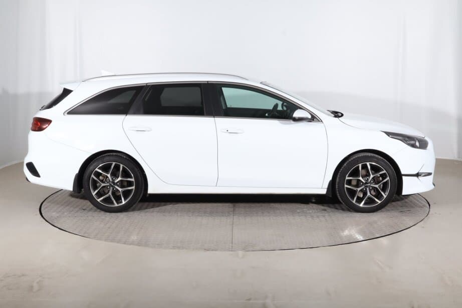 2022 Kia CEE'D - 8