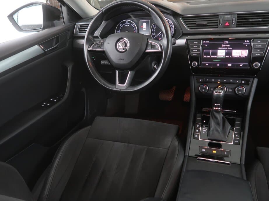 2016 Škoda SUPERB - 9