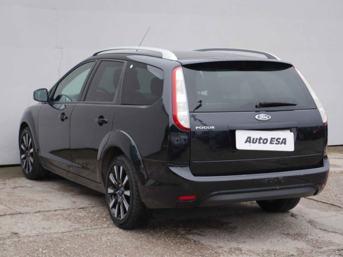 2009 Ford FOCUS - 4