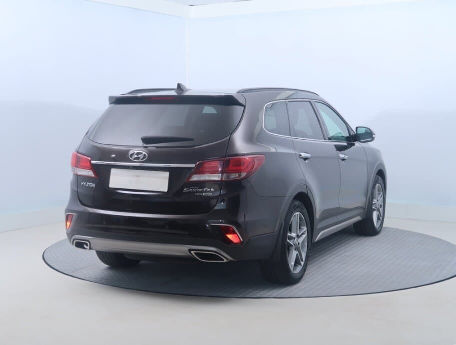 2017 Hyundai SANTA FE - 7