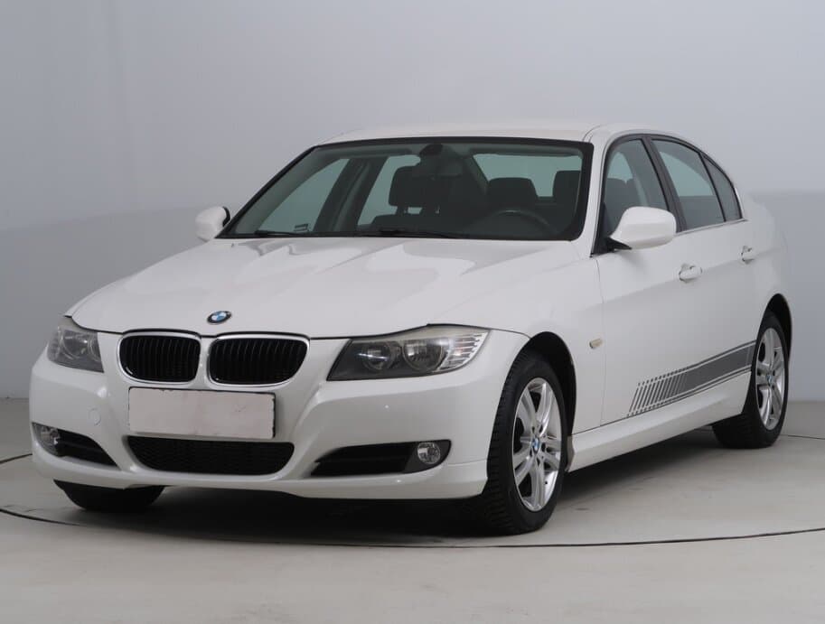2011 BMW 3-SERIES - 3