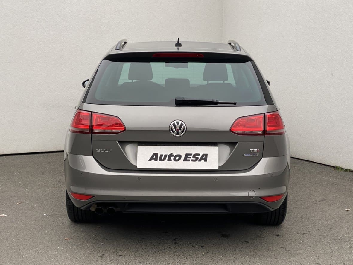 2014 Volkswagen GOLF - 9