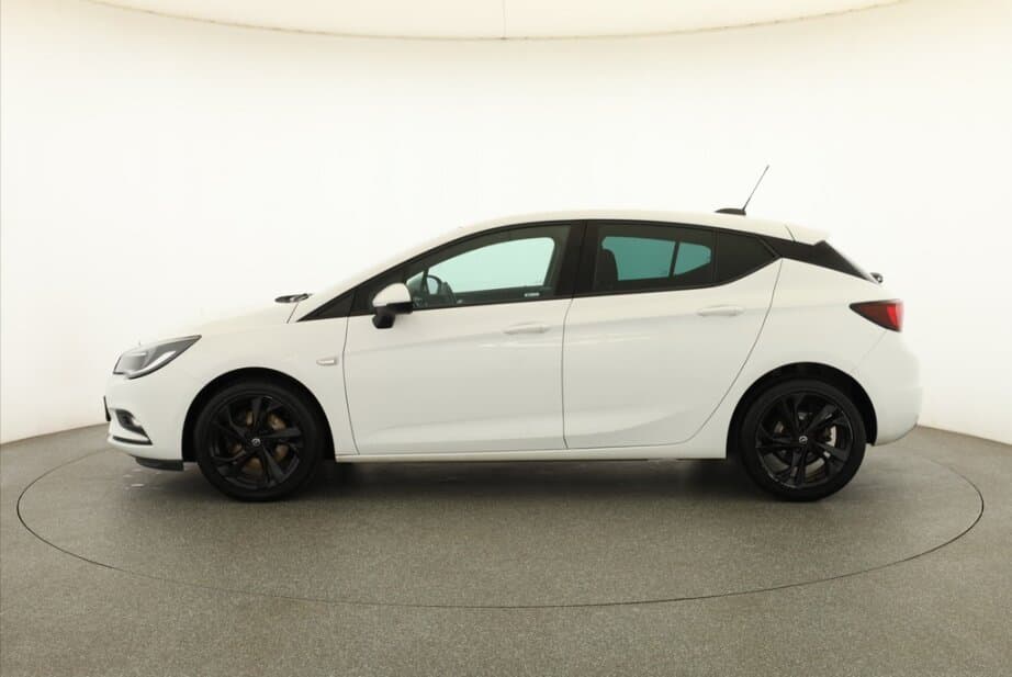 2017 Opel ASTRA - 4