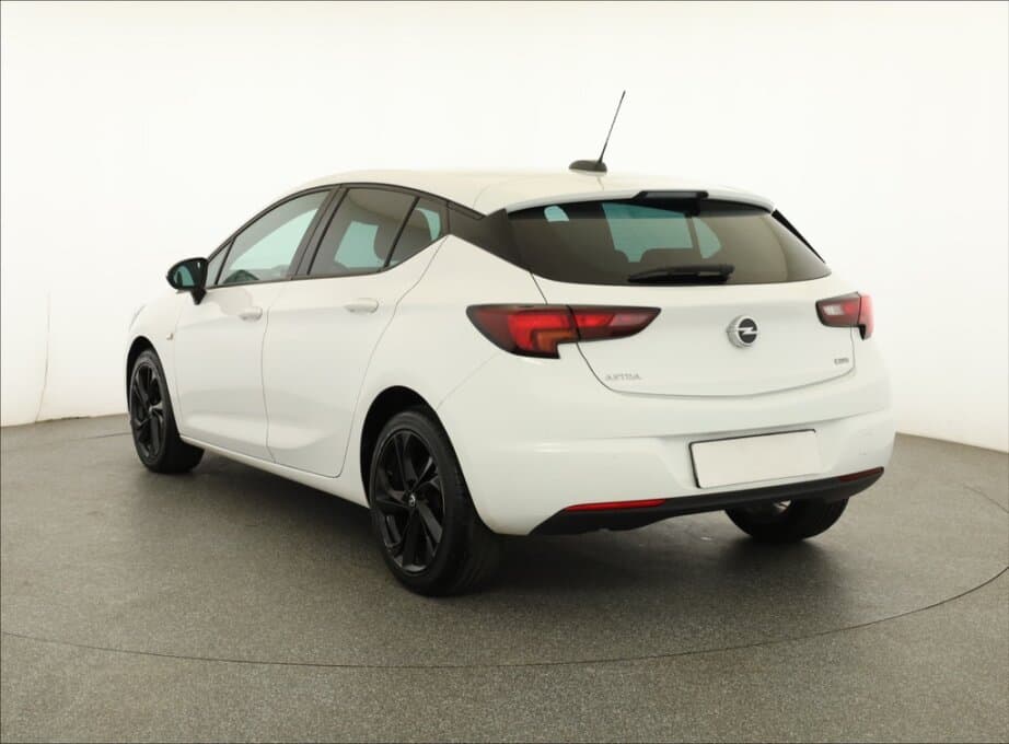 2017 Opel ASTRA - 5