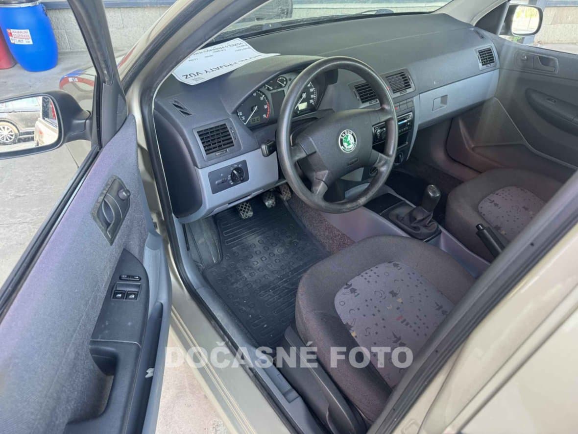 2004 Škoda FABIA - 3