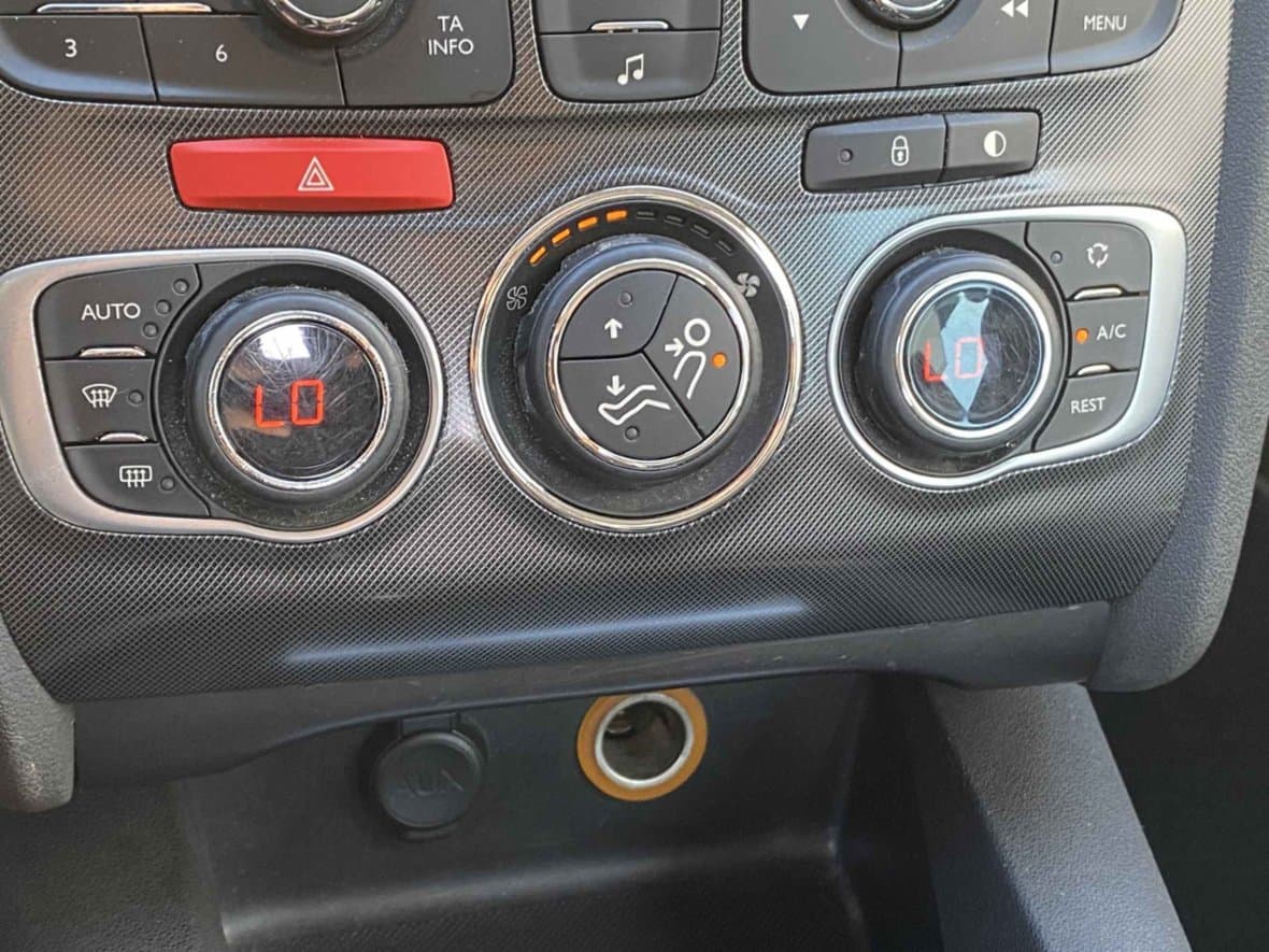 2012 Citroen C4 - 17