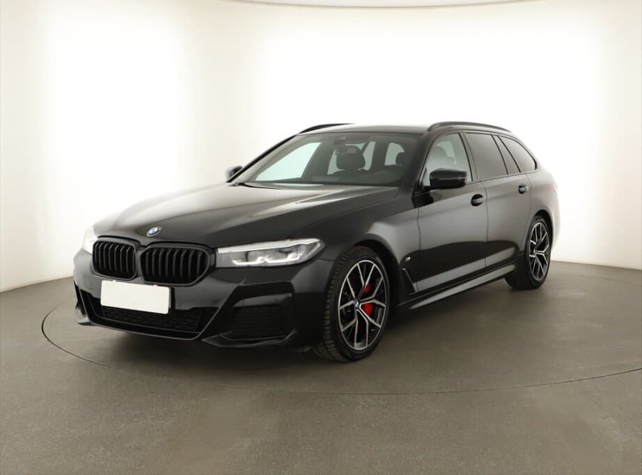 2021 BMW 5-SERIES - 3