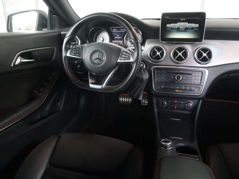 2016 Mercedes-Benz CLA - 9