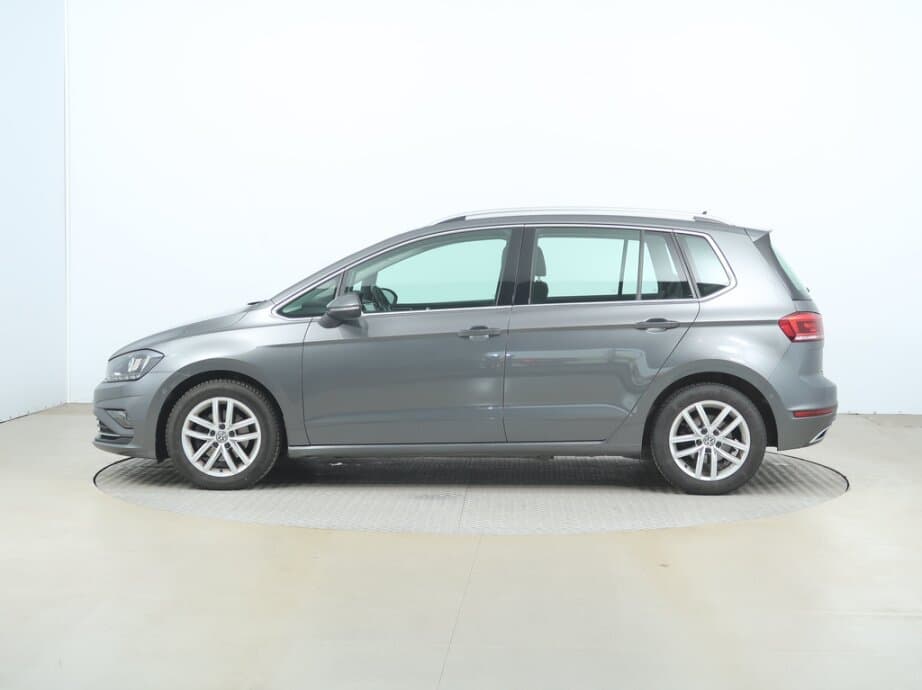 2019 Volkswagen GOLF - 4