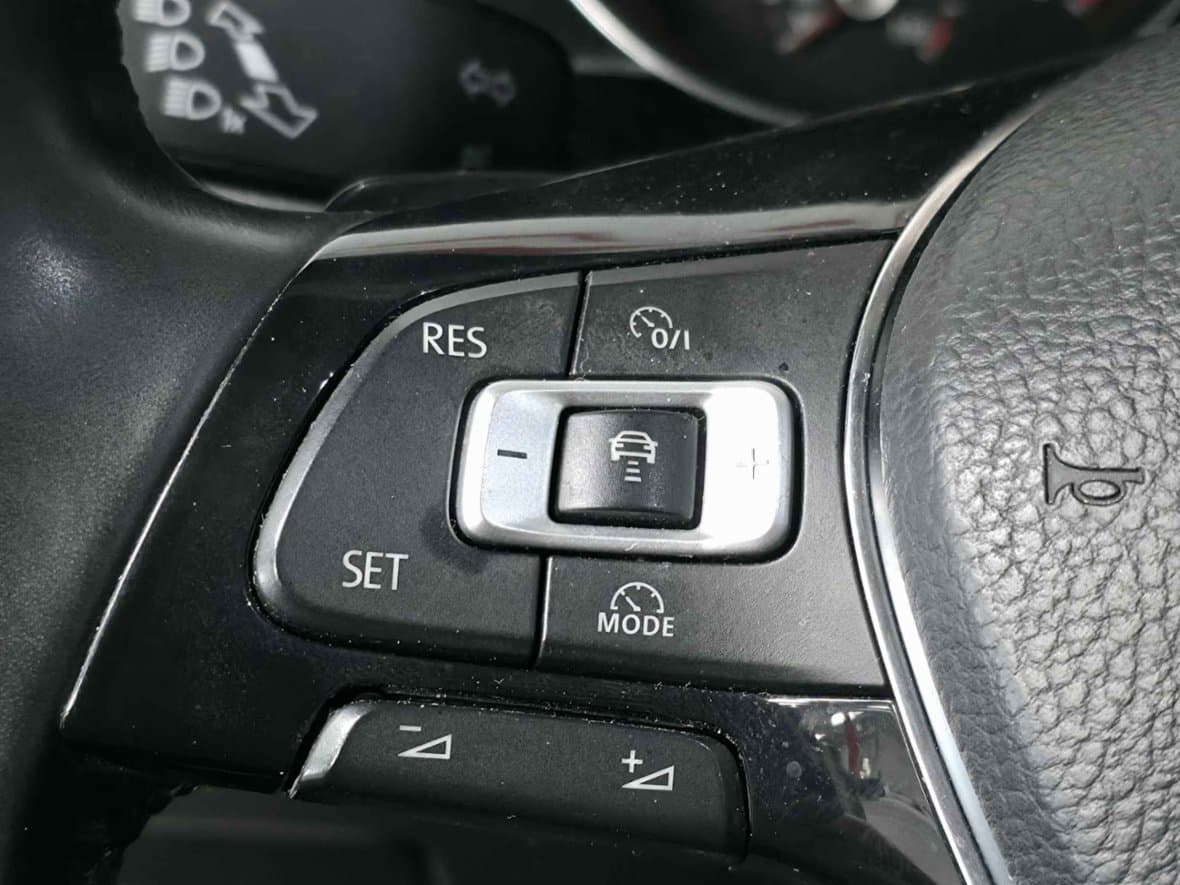 2018 Volkswagen PASSAT - 15