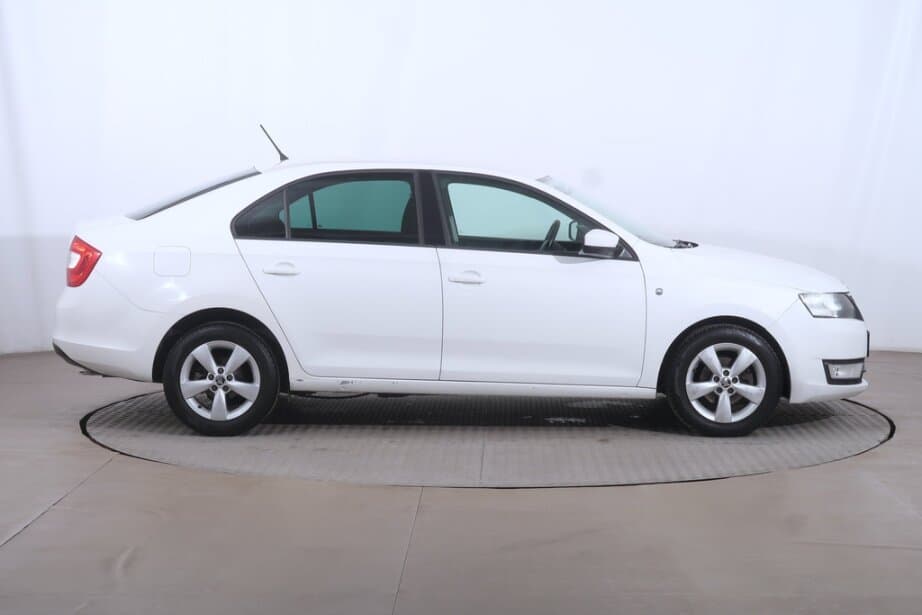 2014 Škoda RAPID - 8