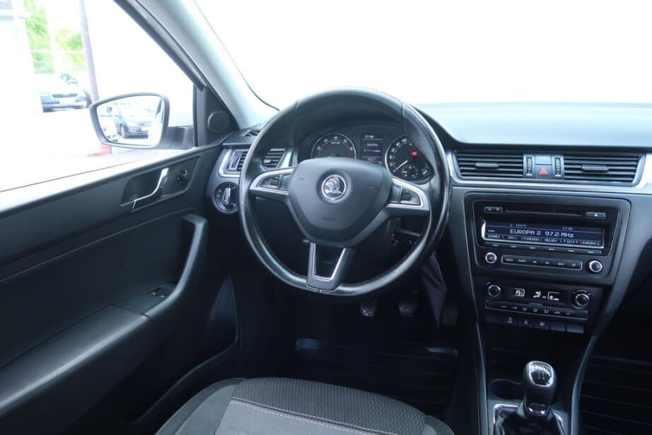 2014 Škoda RAPID - 9