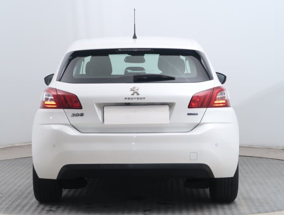 2016 Peugeot 308 - 6