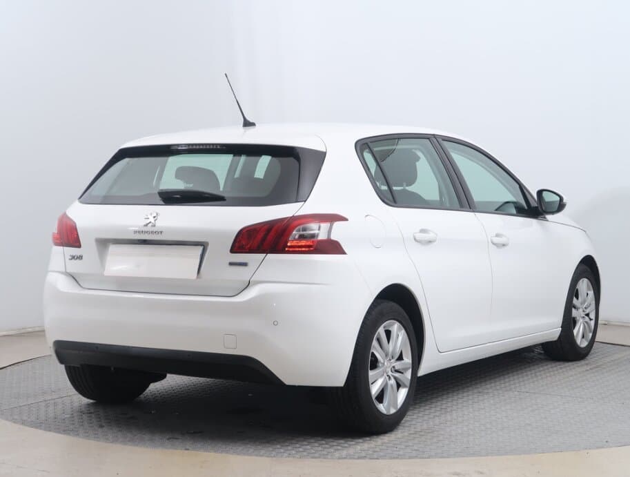 2016 Peugeot 308 - 7