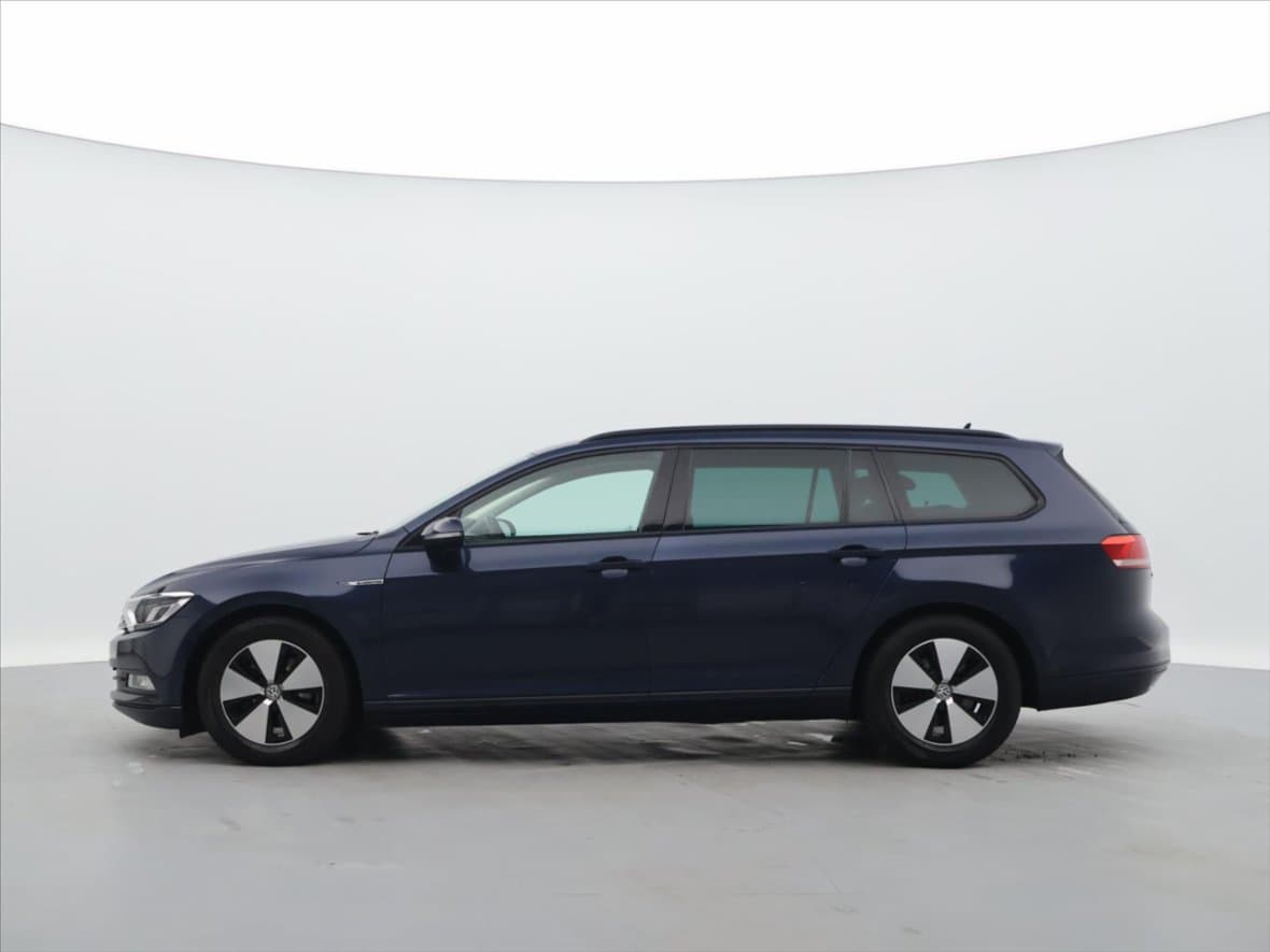 2015 Volkswagen PASSAT - 4