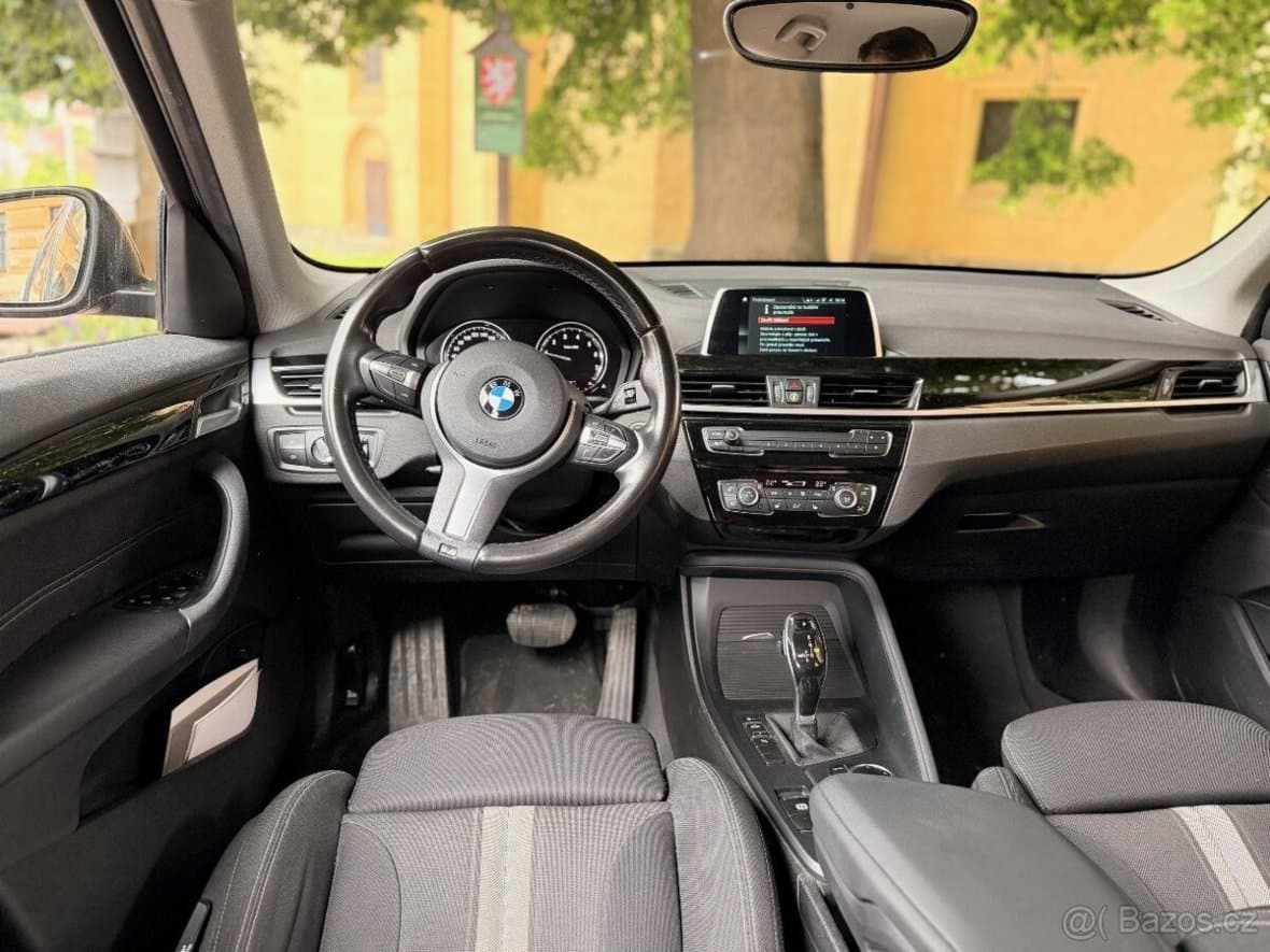 2018 BMW X1 - 11