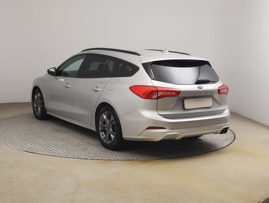 2020 Ford FOCUS - 5