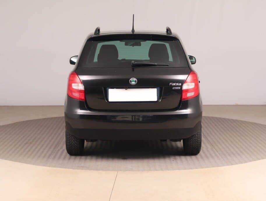 2012 Škoda FABIA - 6