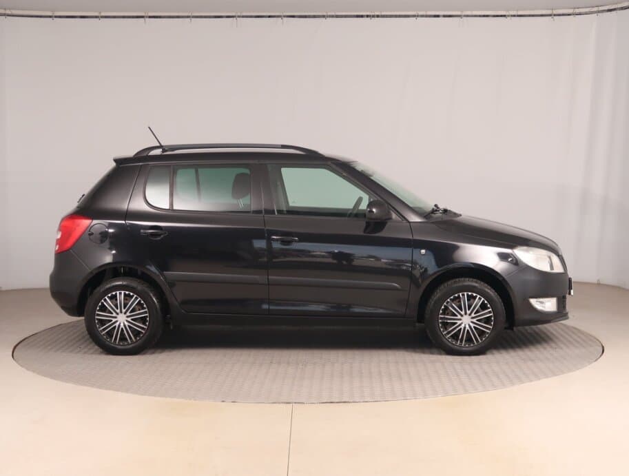 2012 Škoda FABIA - 8